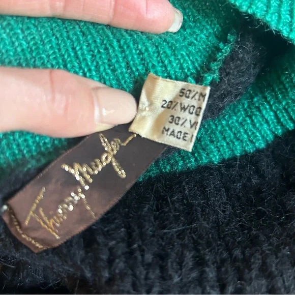 THIERRY MUGLER Vintage Back and Green Boatneck Sweater sz 42 / US 6 - Picture 6 of 14